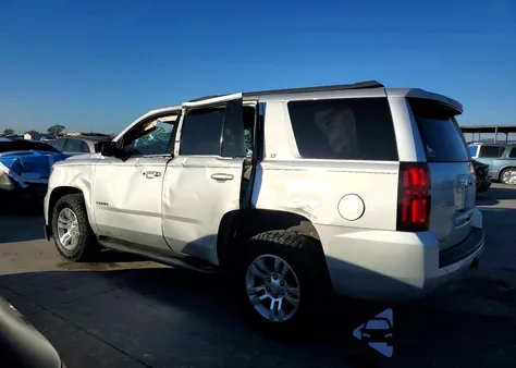 2015 Chevrolet Tahoe C1500 Lt z USA, uszkodzony, nr VIN 1GNSCBKC0FR620264